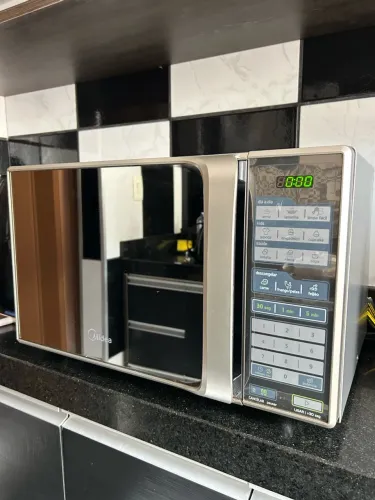 Microondas Midea 32 litros