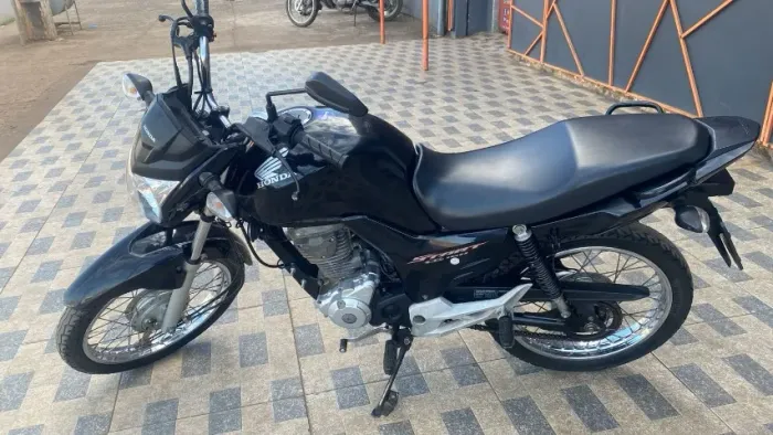 VENDO MOTO HONDA/CG 160 START