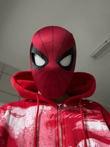 MÁSCARA HOMEM ARANHA COM CONTROLE