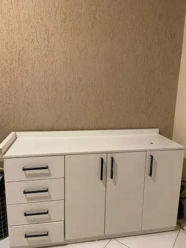 Vendo cômoda branca