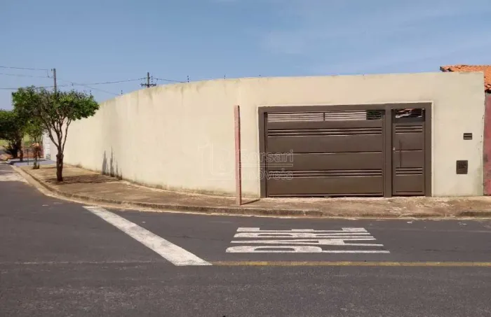 Venda de Terreno / Padrão na cidade de Araraquara