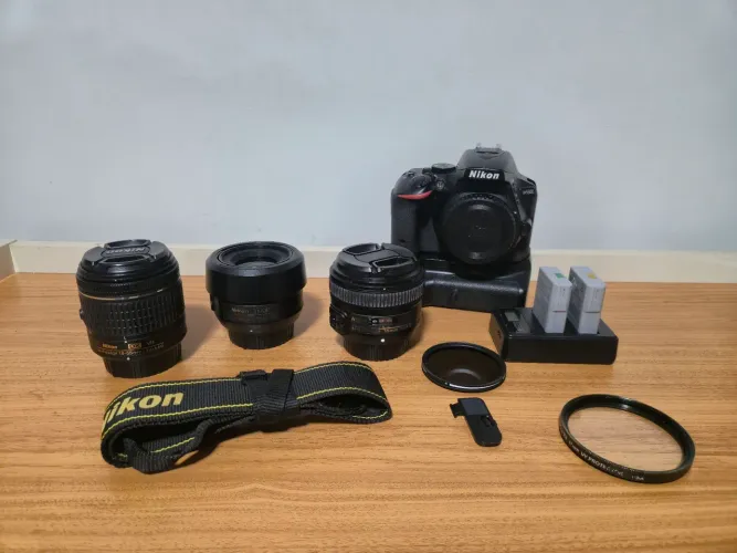 Kit Nikon D5500 + Nikon 50mm + Nikon 35mm + nikon 18-55mm