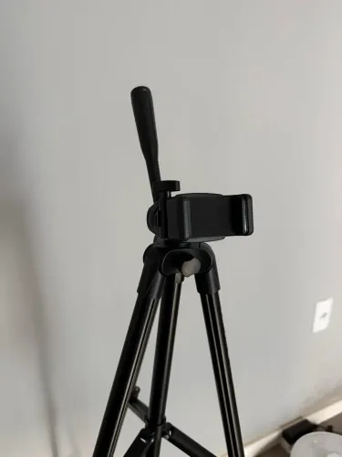 Tripé para Celular (Universal) Ajustável ? Ideal p/ Fotos e Vídeos