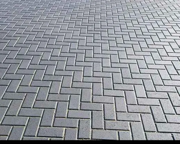 Paver. Calçadas. 