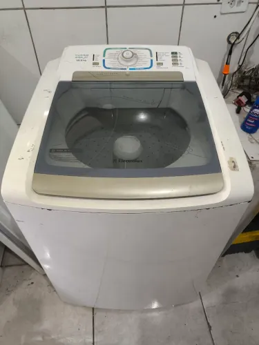 Lavadora Electrolux 15 kg só 199,00