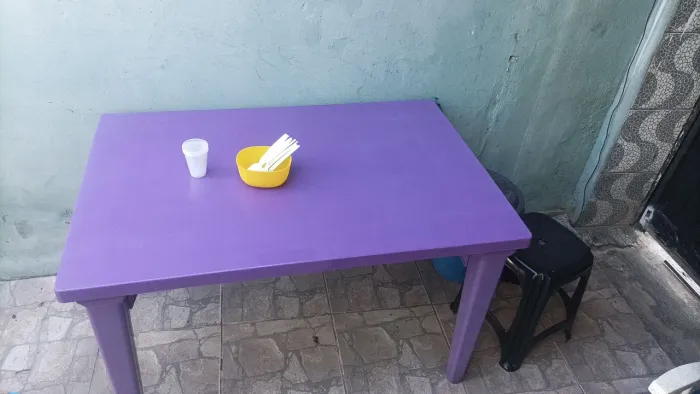 Mesa de 4 a 6 cadeiras 1,50x60