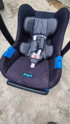 Cadeirinha bebe conforto+ base