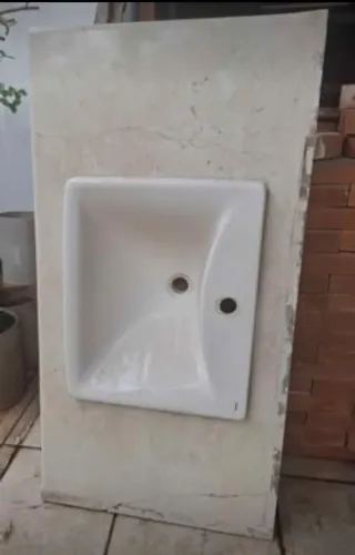Pedra para banheiro com cuba