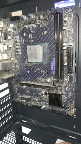 Ryzen 3 1200 3.6ghz + mancer A520m-DX