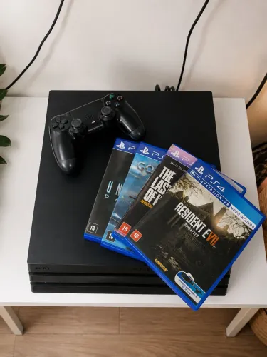 PS4 PRO