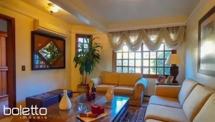 Casa para locação de 246m2, R$ 18.750,00,00 no Bairro Chácara das Pedras