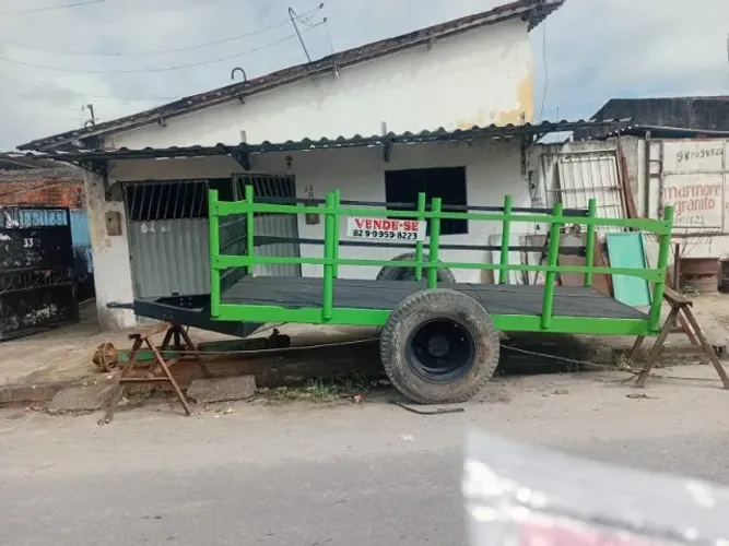 CARROÇA / REBOQUE REFORÇADO PARA CARGA - ESTRUTURA ROBUSTA