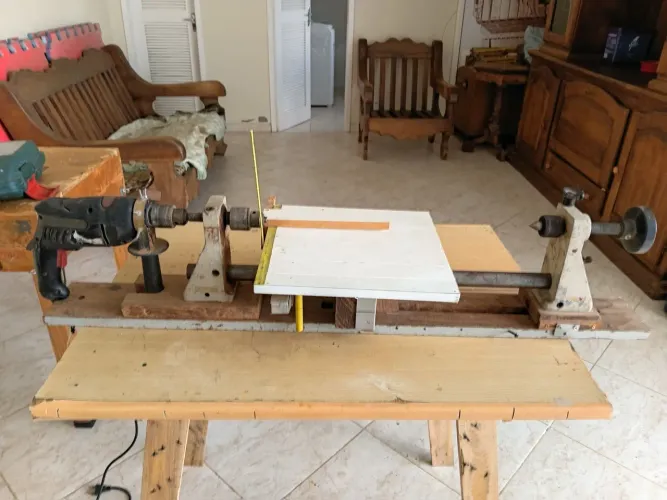 Torno para marcenaria