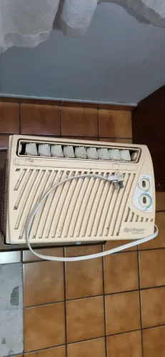 ar condicionado com defeito