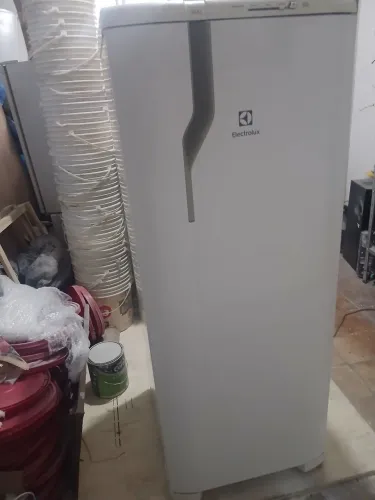 Geladeira Electrolux 240 l ótimo entrega grátis local