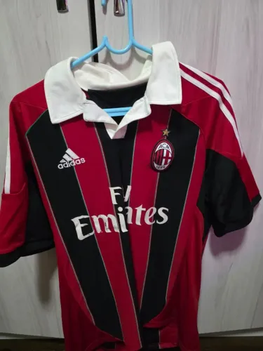 Camisa Milan 2012 - com detalhe