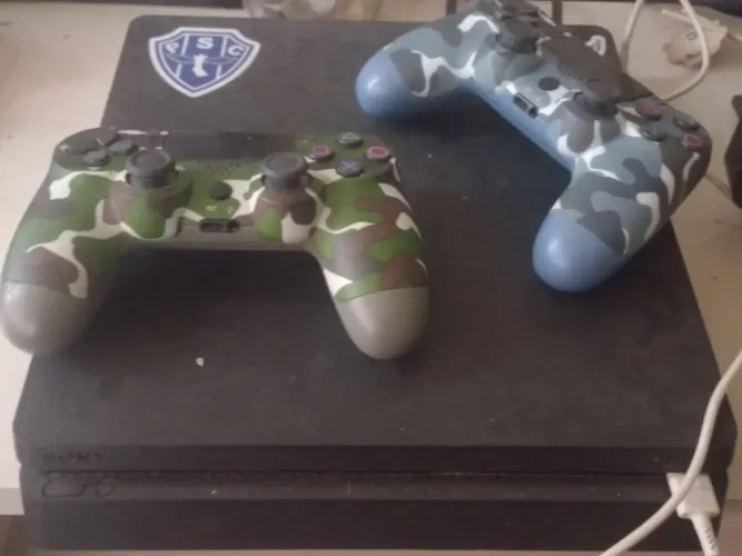 Vende-se PS4