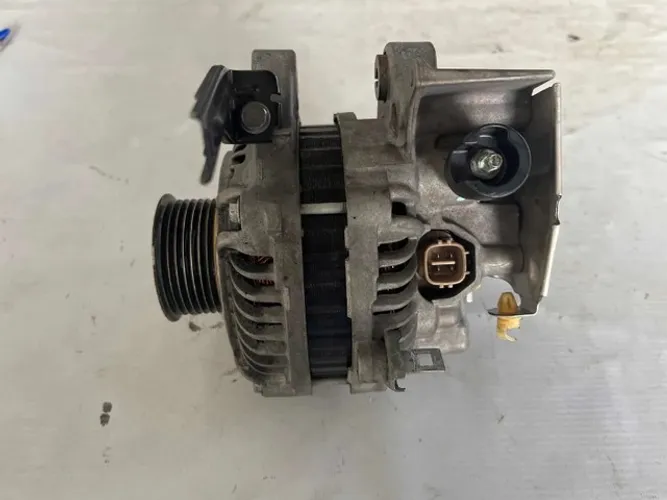 Alternador Honda new civic 2010
