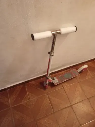 Patinete menina