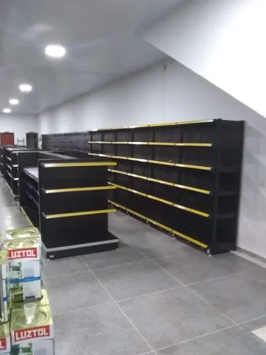 Gôndolas para supermercado