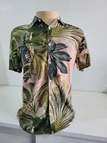 Camisa masculina marca Request 