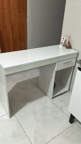 Mesinha para escritório ou estudo (C108xL41)