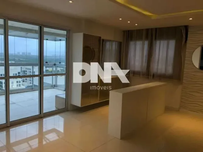 Apartamento : / Residencial / Jacarepaguá