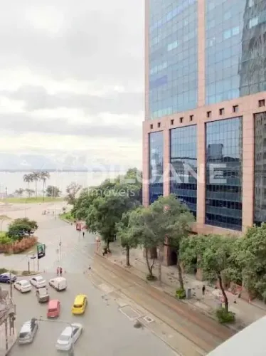 Conjunto de Salas - / Comercial / Centro
