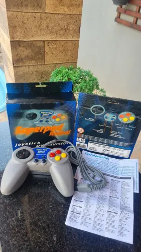 CONTROLE DYNAVISION SUPER PAD RADICAL NA CAIXA