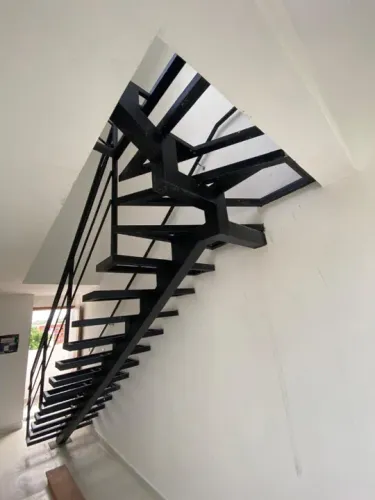 SERRALHEIRO COM EXPERIÊNCIA