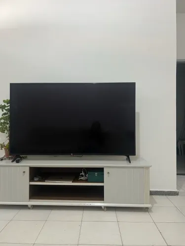 TV 65 4k LG - Display quebrado