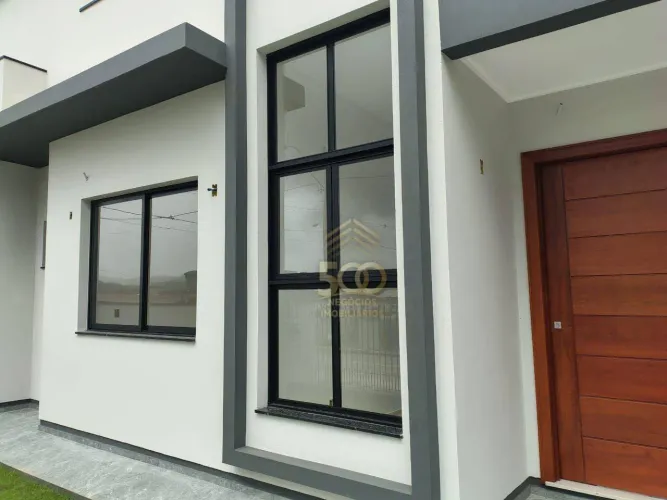 Casa com 2 dormitórios à venda, 101 m² por R$ 560.000,00 - Sertão do Maruim - São José/SC