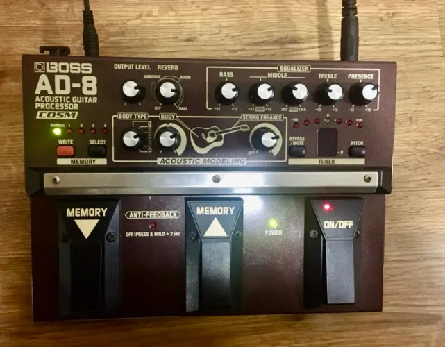 Boss AD-8 Pedaleira para Violão