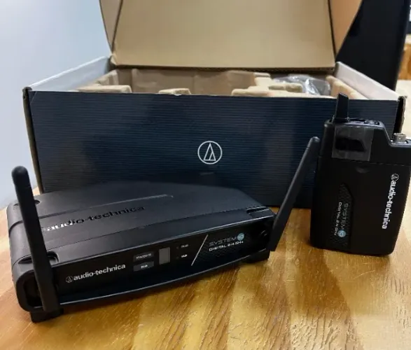 Audio-Technica ATW 1101 System 10 - Transmissor e Receptor Digital sem Fio