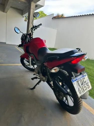 ALUGA-SE E VENDE MOTOS