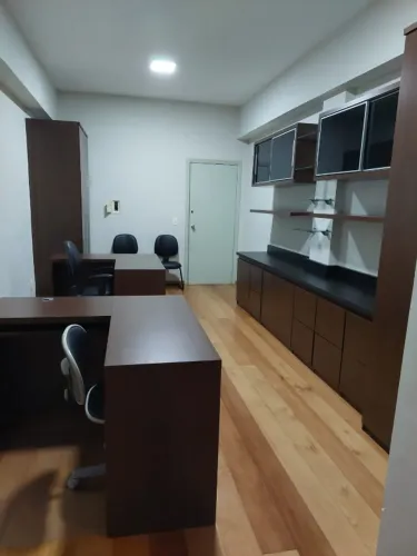 Sala montada para escritório com vaga Av Raja Gabaglia.