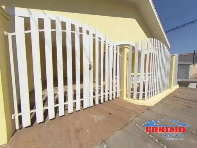 Locação de Casas / Padrão na cidade de São Carlos