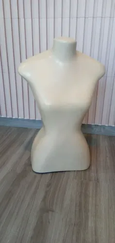 Manequim busto Feminino para Loja