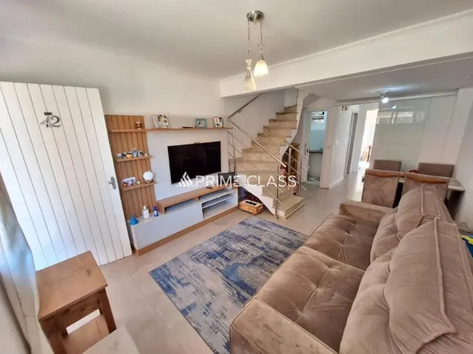 Sobrado 2 dormitórios - Bairro Rio Branco, Canoas/ RS