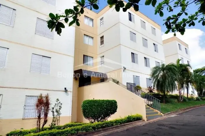 Apartamento no Condominio Bandeirantes, de 2 quartos à venda, Jardim Pacaembu - Campinas/S