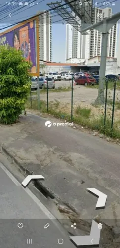 Venda de Terreno / Padrão na cidade de Fortaleza