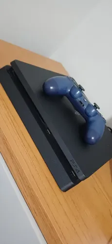 Vende se ps4