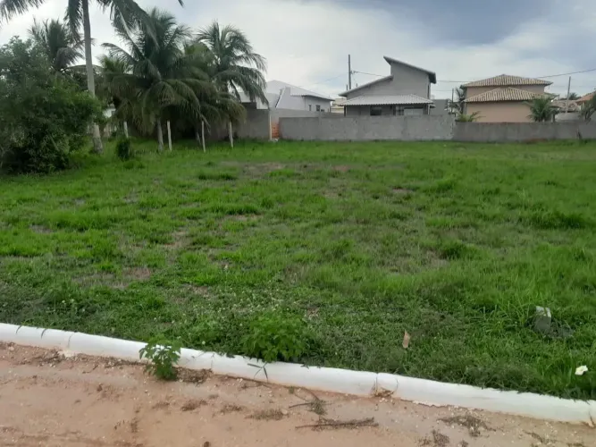 Terrenos no Condomínio Caiçara em Arraial do Cabo com R.G.I