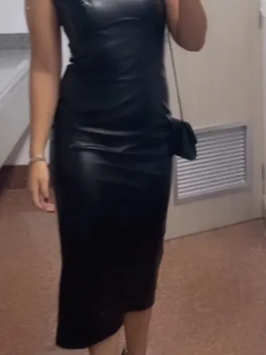 Vestido couro