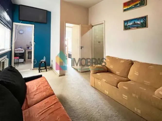 COPACABANA APARTAMENTO SALA 1 QUARTO NA QUADRA DA PRAIA NO POSTO 5 OPORTUNIDADE!!