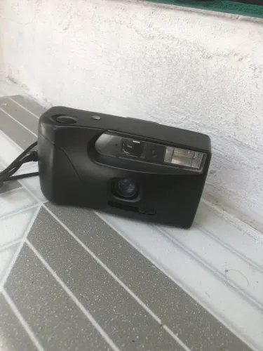 Câmera fotográfica Yashica YM-S