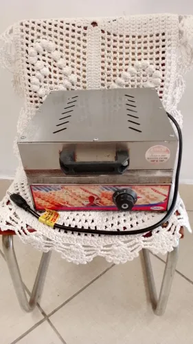 Vende-se Maquina de Crepe Fone - *