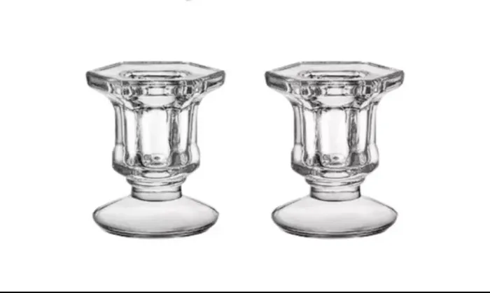 Castiçais de vidro elegantes