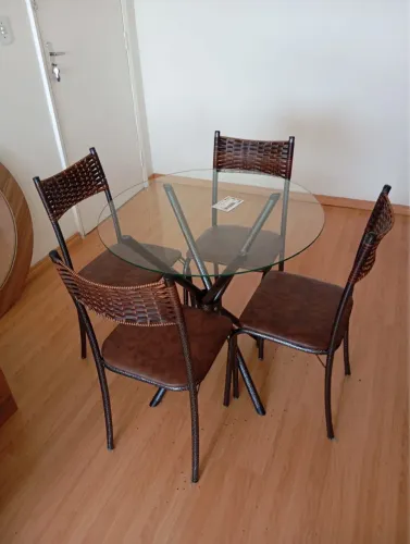 Mesa de jantar de ferro - Direto da Fábrica