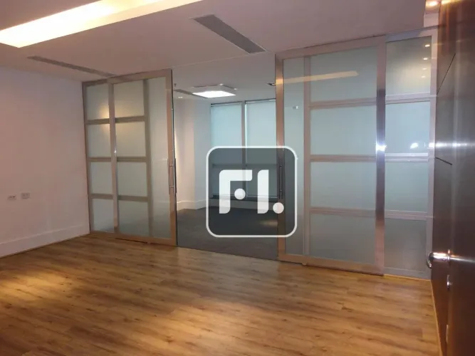 Conjunto para alugar, 106 m² por R$ 6.800,00/mês - Vila Olímpia - São Paulo/SP